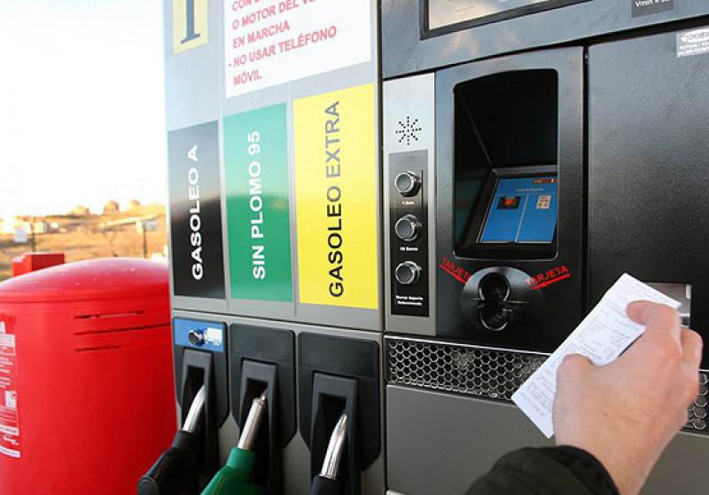 Cocemfe exige que todas las gasolineras cuenten siempre con personal - Foto